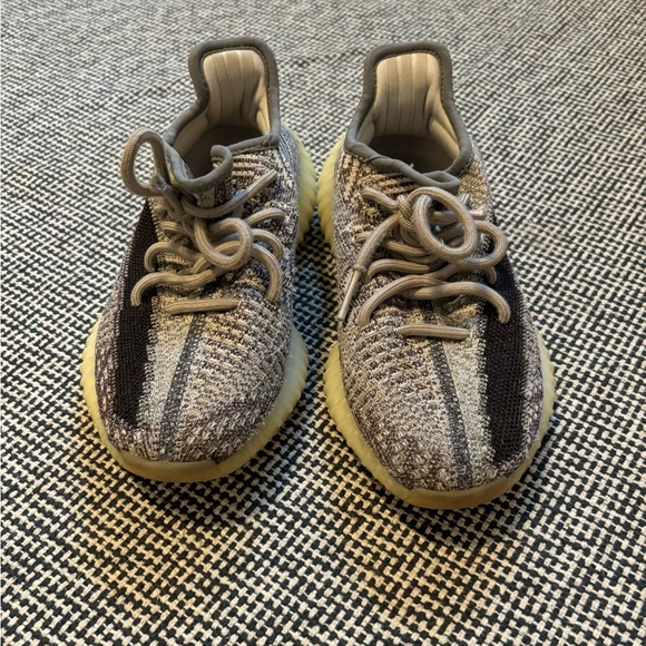 Yeezy 350 Boost V2 Zyon Mens 4 - Picture 2 of 7